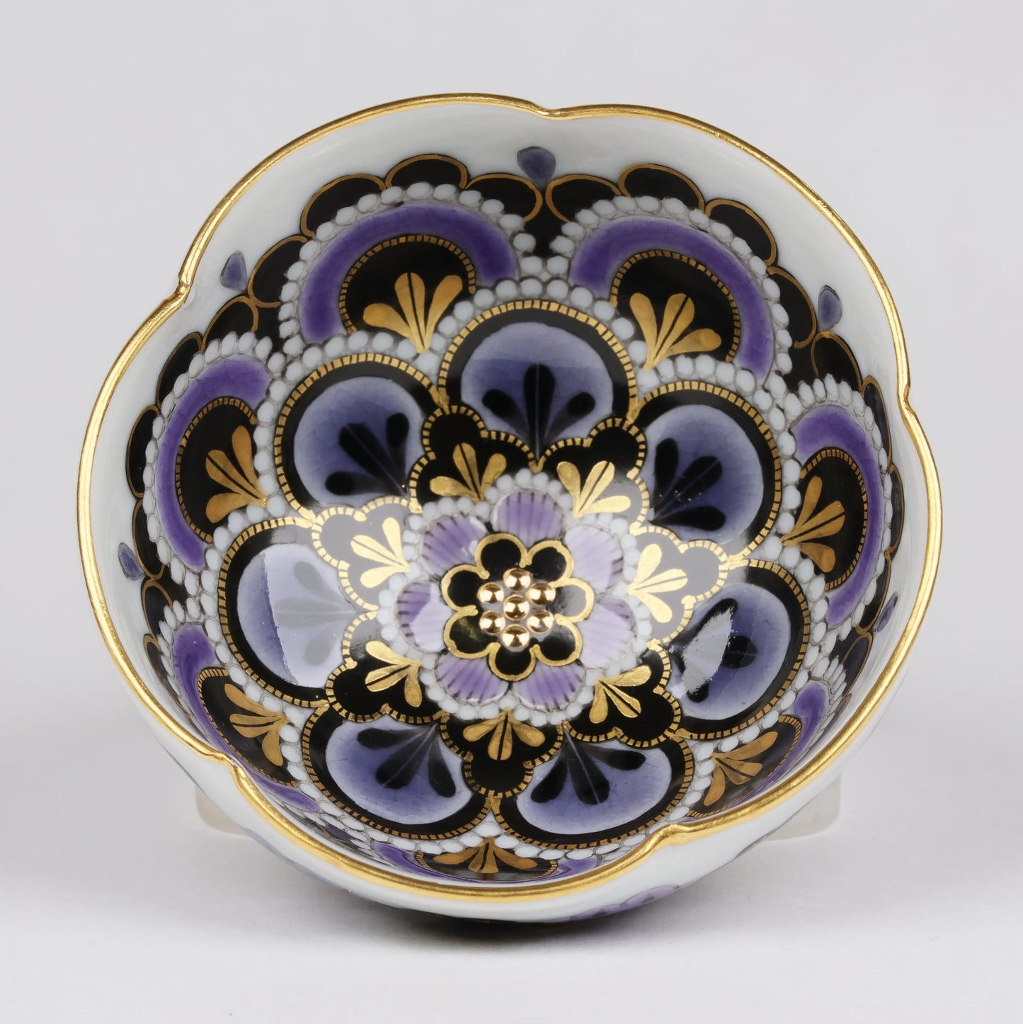 Kutani-ware Ume-shaped Sake Cup, Japanese sake cup, Kutani sake cup, Kutani yaki, Free shipment