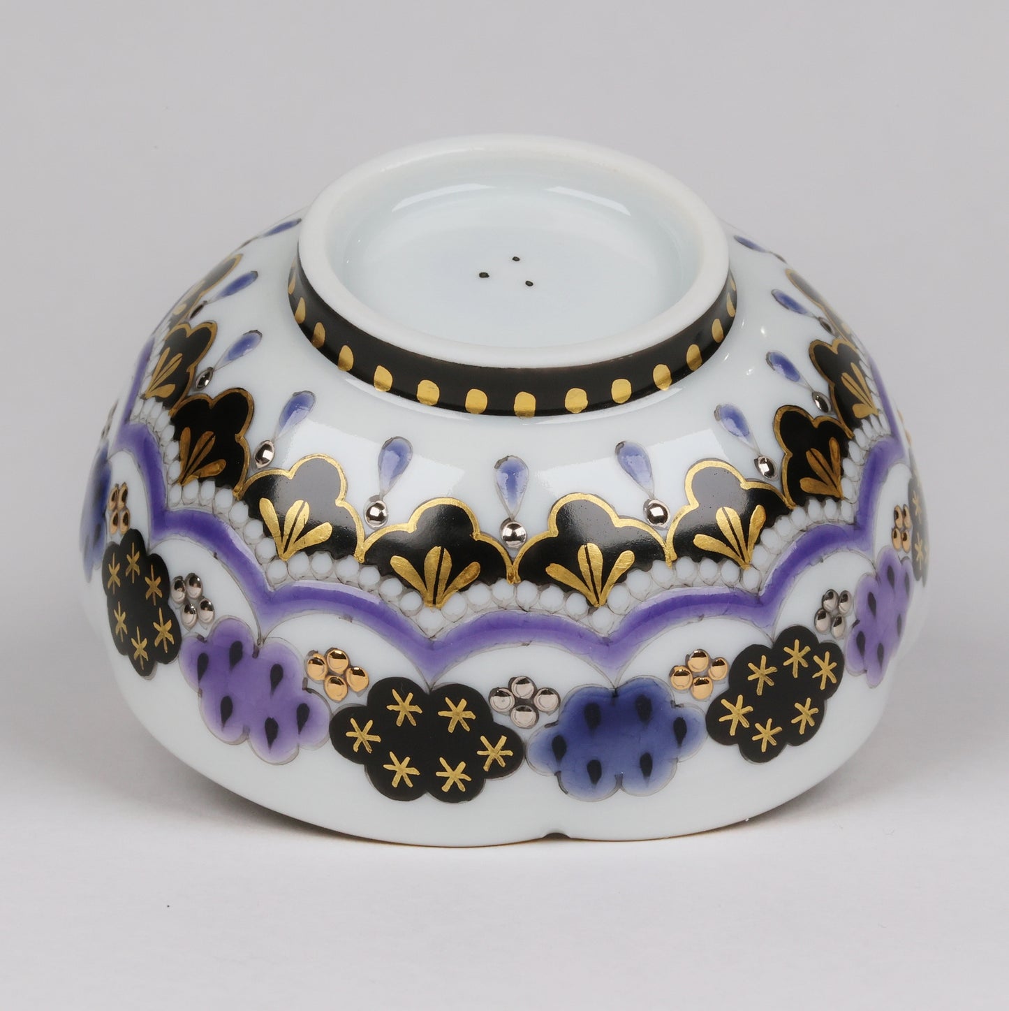 Kutani-ware Ume-shaped Sake Cup, Japanese sake cup, Kutani sake cup, Kutani yaki, Free shipment