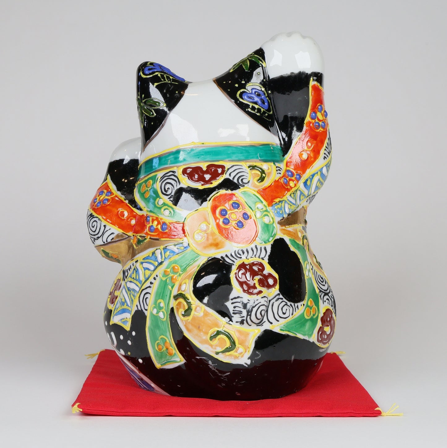Lucky cat, Kutaniyaki Manekineko, Beckoning cat, Kutani Beckoning cat, Kutani Porcelain Maneki Neko, Made in Japan, Free shipping