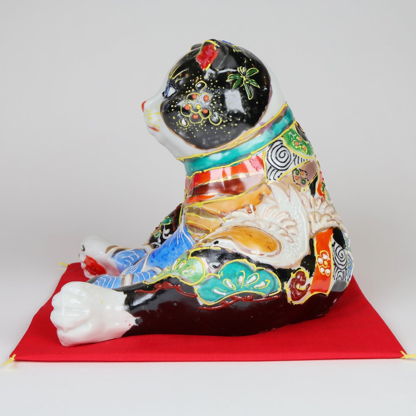 Lucky cat, Kutaniyaki Manekineko, Beckoning cat, Kutani Beckoning cat, Kutani Porcelain Maneki Neko, Made in Japan, Free shipping