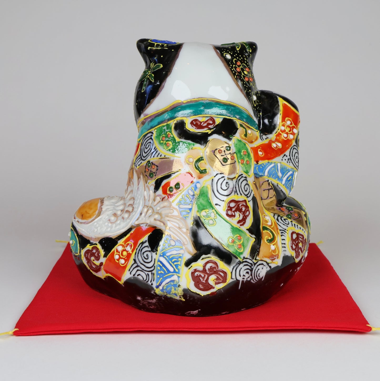 Lucky cat, Kutaniyaki Manekineko, Beckoning cat, Kutani Beckoning cat, Kutani Porcelain Maneki Neko, Made in Japan, Free shipping