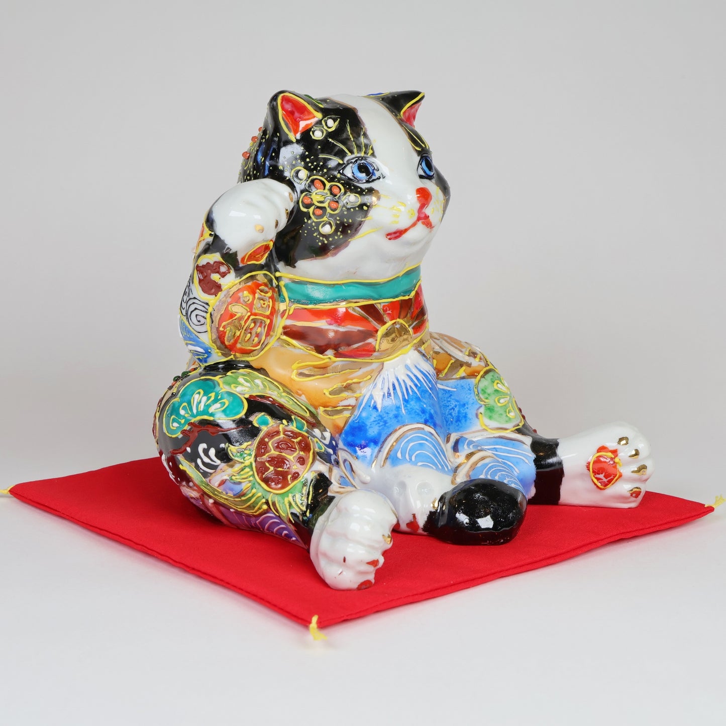 Lucky cat, Kutaniyaki Manekineko, Beckoning cat, Kutani Beckoning cat, Kutani Porcelain Maneki Neko, Made in Japan, Free shipping