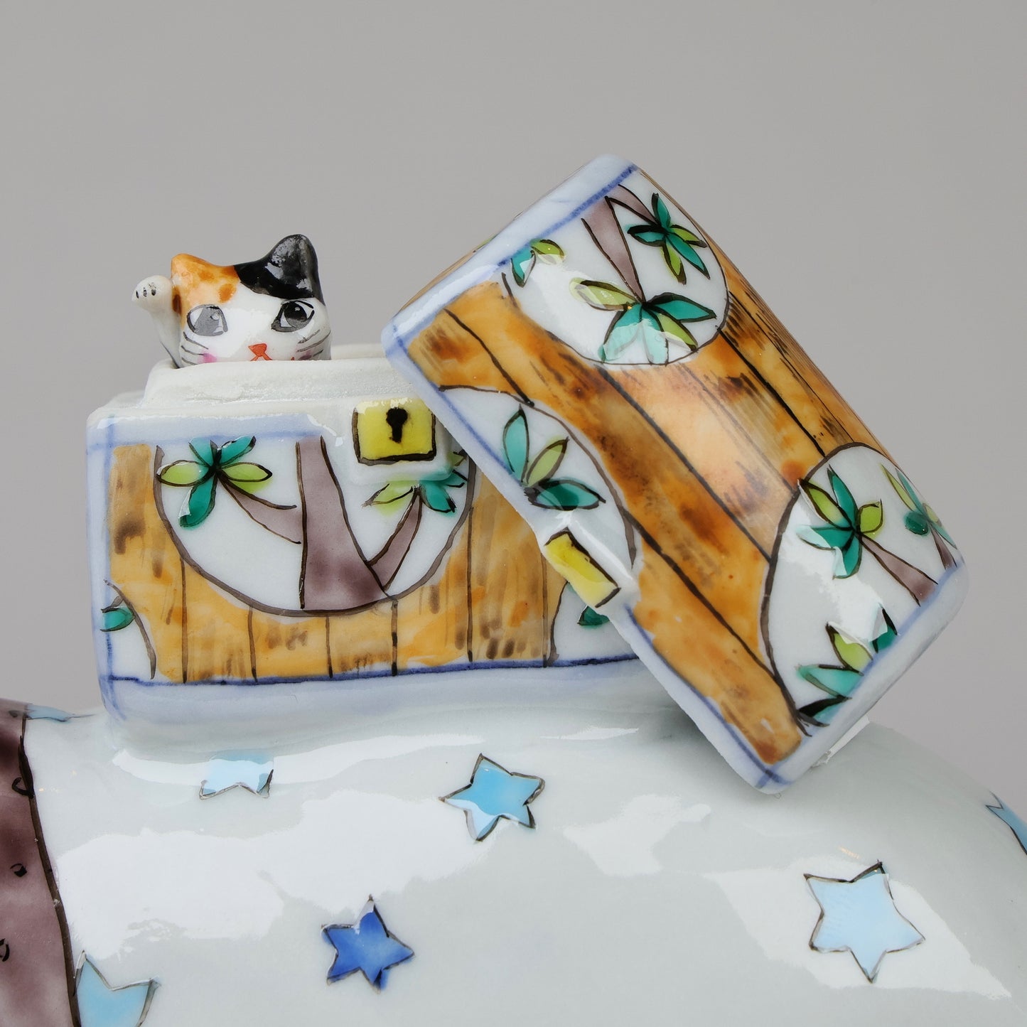 Ceramic Baku & Cat Figure set, Charming Duo of Dreams and Whimsy, Made in Japan, Free shipping