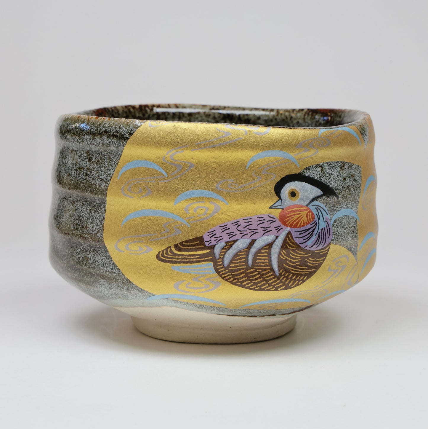 Kutani Yaki Gold-colored matcha bowl, Mandarin duck matcha bowl, Japanese Matcha Bowl, Mandarin duck motif, Mandarin duck design, Tea Utensils, Free shipping