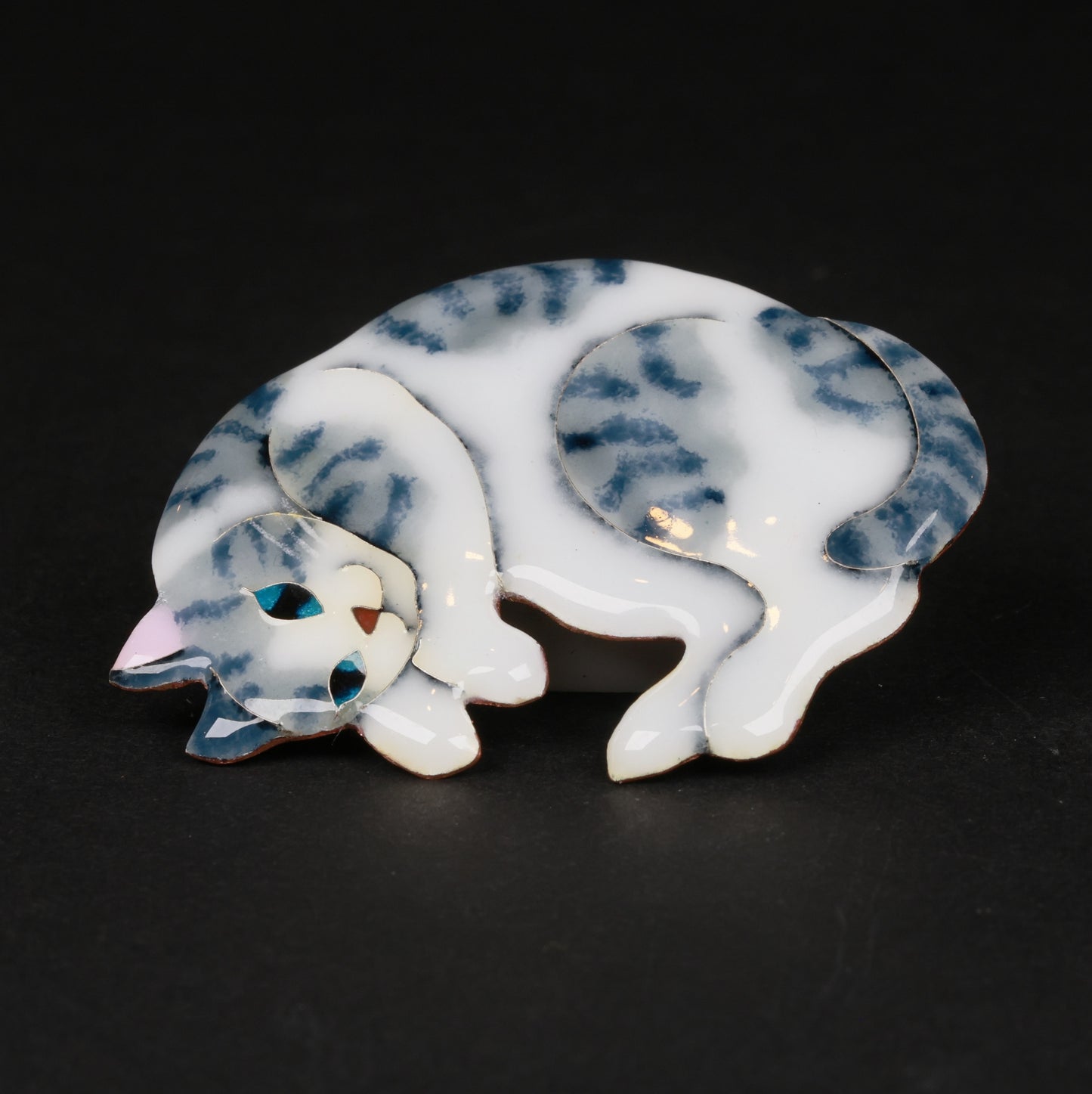 Cat Cloisonné Brooch | Handcrafted Artisan Jewelry with a Quiet Story | Japanese Craft | Japanese Cloisonné Cat Pin | Brooch | Elegant Artisan Accessory