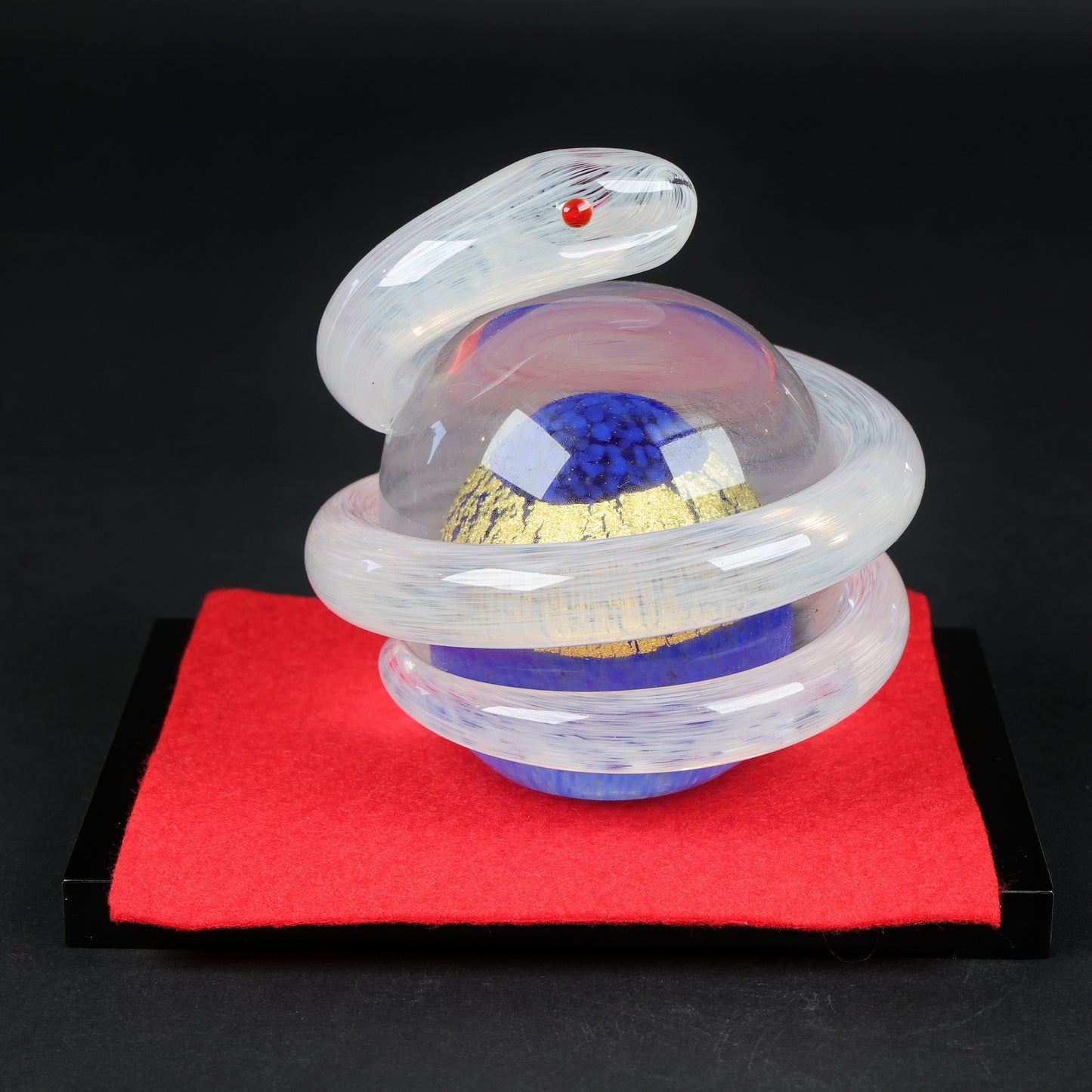 Hakata Vidro Lucky White Snake|Gold Leaf Glass Ornament|Symbol of Wealth, Protection & Renewal