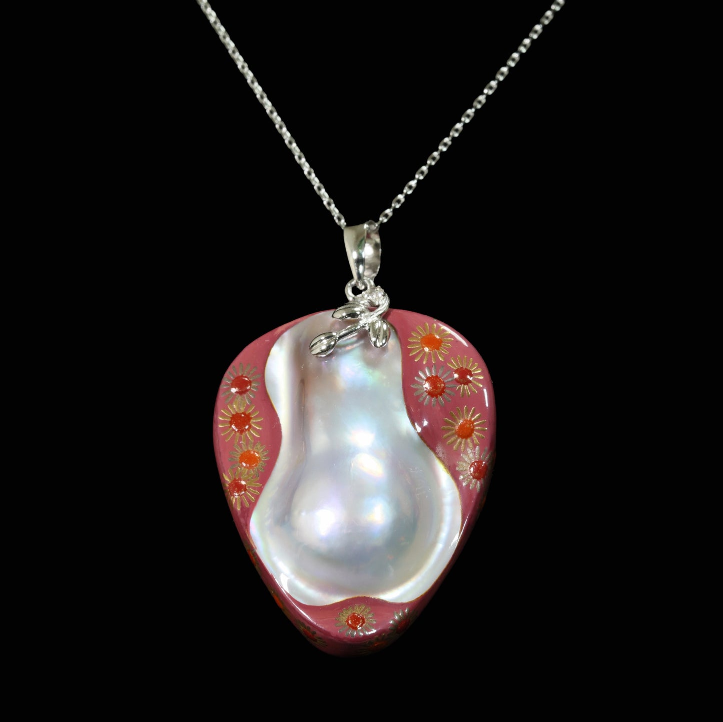 Lacquer Urushi pendant, Makie pendant, Mabe pearl pendant, Lacquer pendant, Flower, Free shipping, Hanagatari