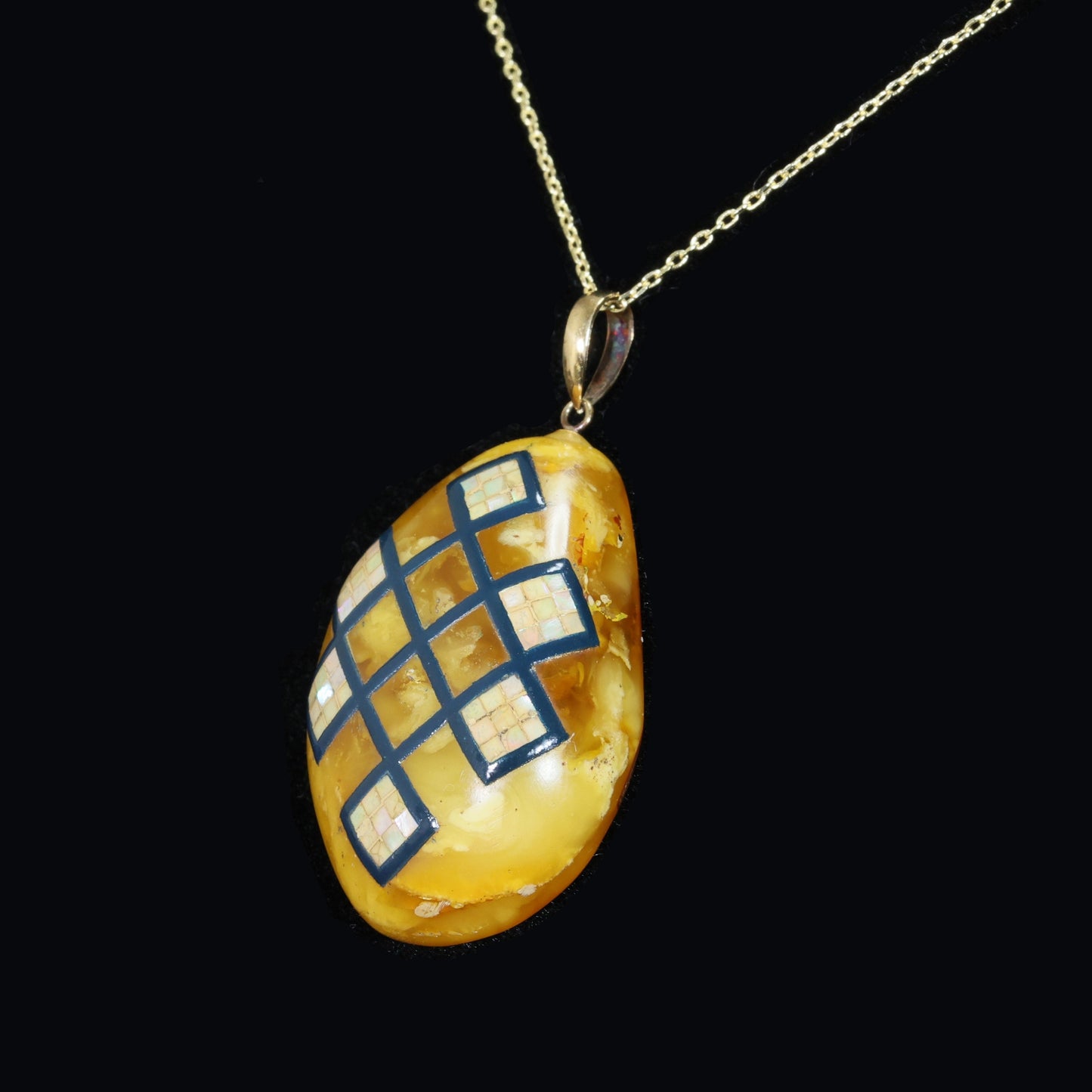 Lacquer Urushi pendant, Japanese Lacquer pendant, Ulzihee pendant, Makie pendant, Lacquer Makie pendant, Pendant with Ulzihee, Yellow Amber pendant, Free shipping