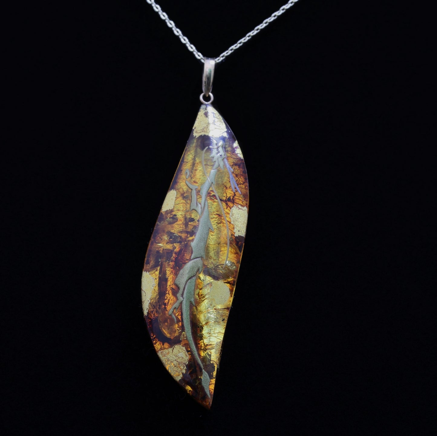 Dragon Pendant, Lacquer Urushi pendant, Japanese Lacquer pendant, Amber pendant, Makie pendant, Lacquer Makie pendant, Pendant with dragon, Amber pendant, Free shipping