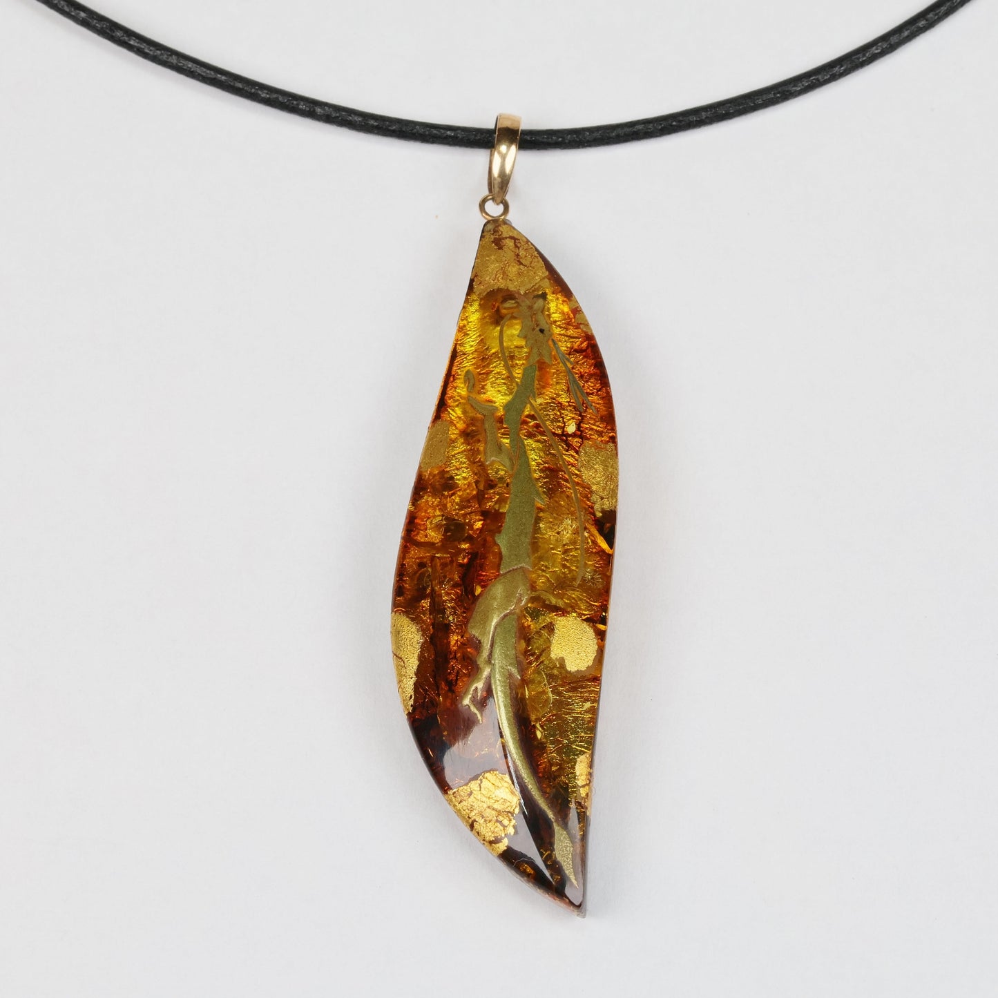 Dragon Pendant, Lacquer Urushi pendant, Japanese Lacquer pendant, Amber pendant, Makie pendant, Lacquer Makie pendant, Pendant with dragon, Amber pendant, Free shipping