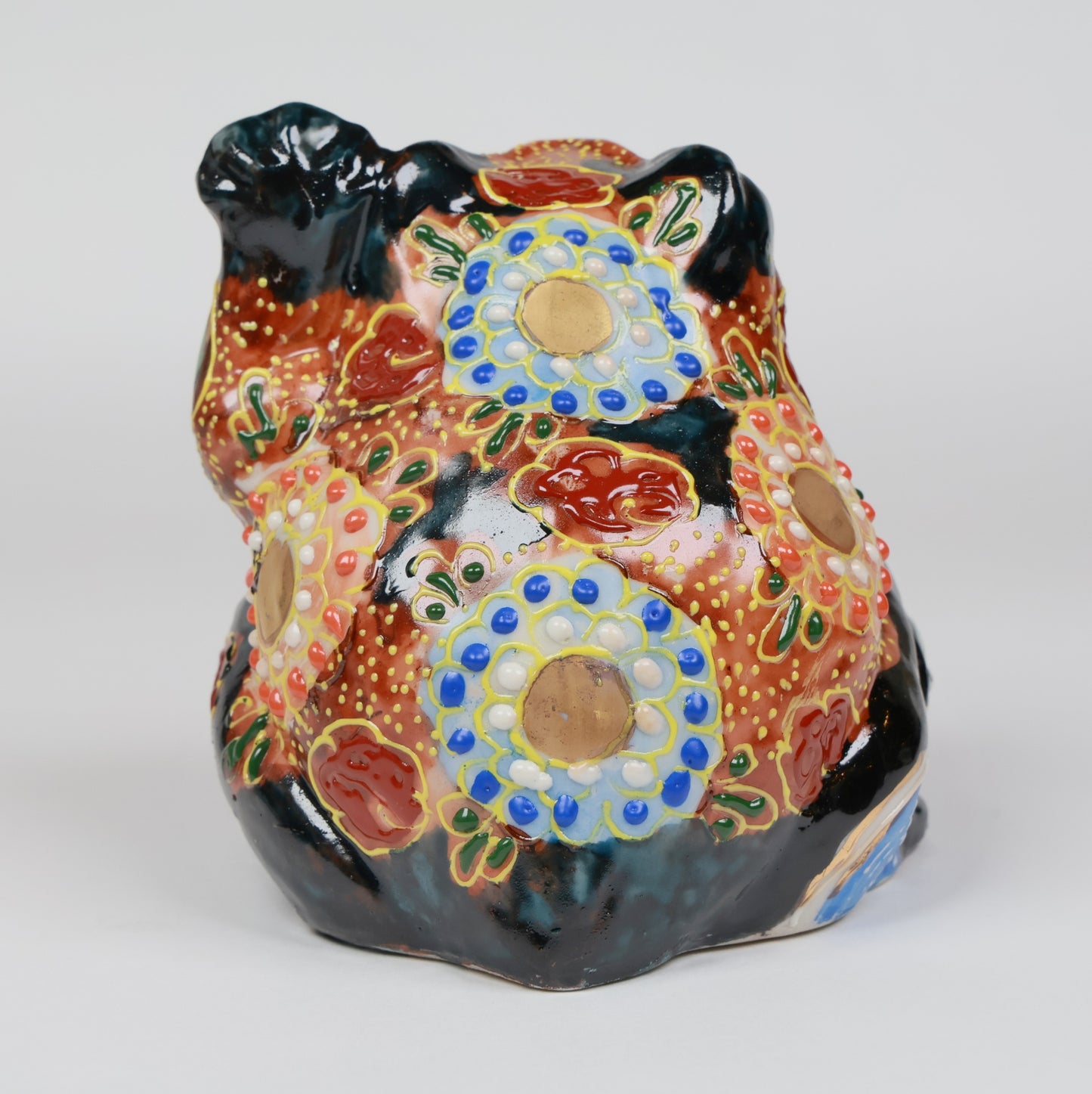 Kutani Lucky Frog Figurine|Black Ceramic Frog with Left Hand Raised for Fortune & Protection