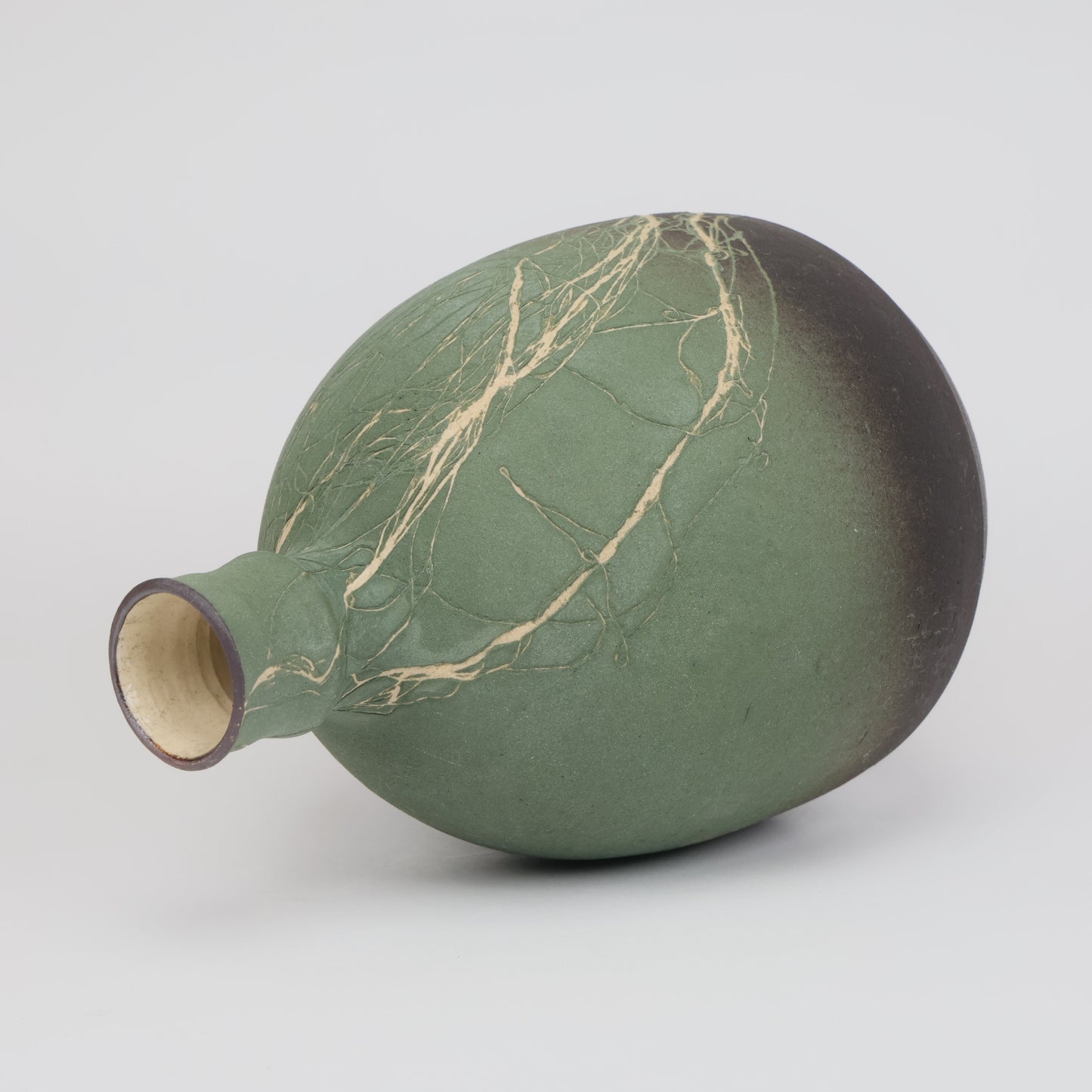 Kasama Ware Bud Vase “Raiju”|By Masami Kobayashi | Japanese pottery vase | Japanese art ceramics