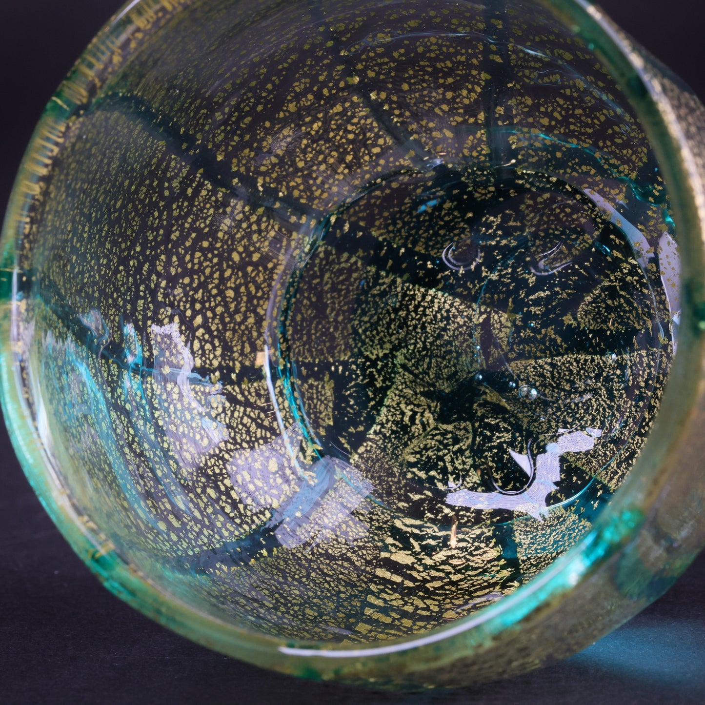 Sake Glass | Japanese Sake glass | Hakata Vidro Gold Leaf Glass | Green glass | Made in Japan