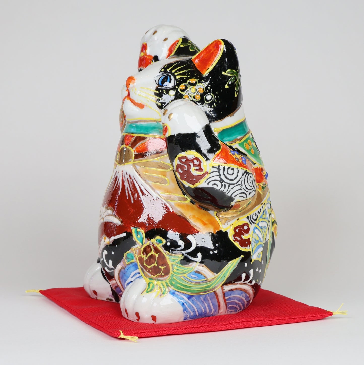 Lucky cat, Kutaniyaki Manekineko, Beckoning cat, Kutani Beckoning cat, Kutani Porcelain Maneki Neko, Made in Japan, Free shipping