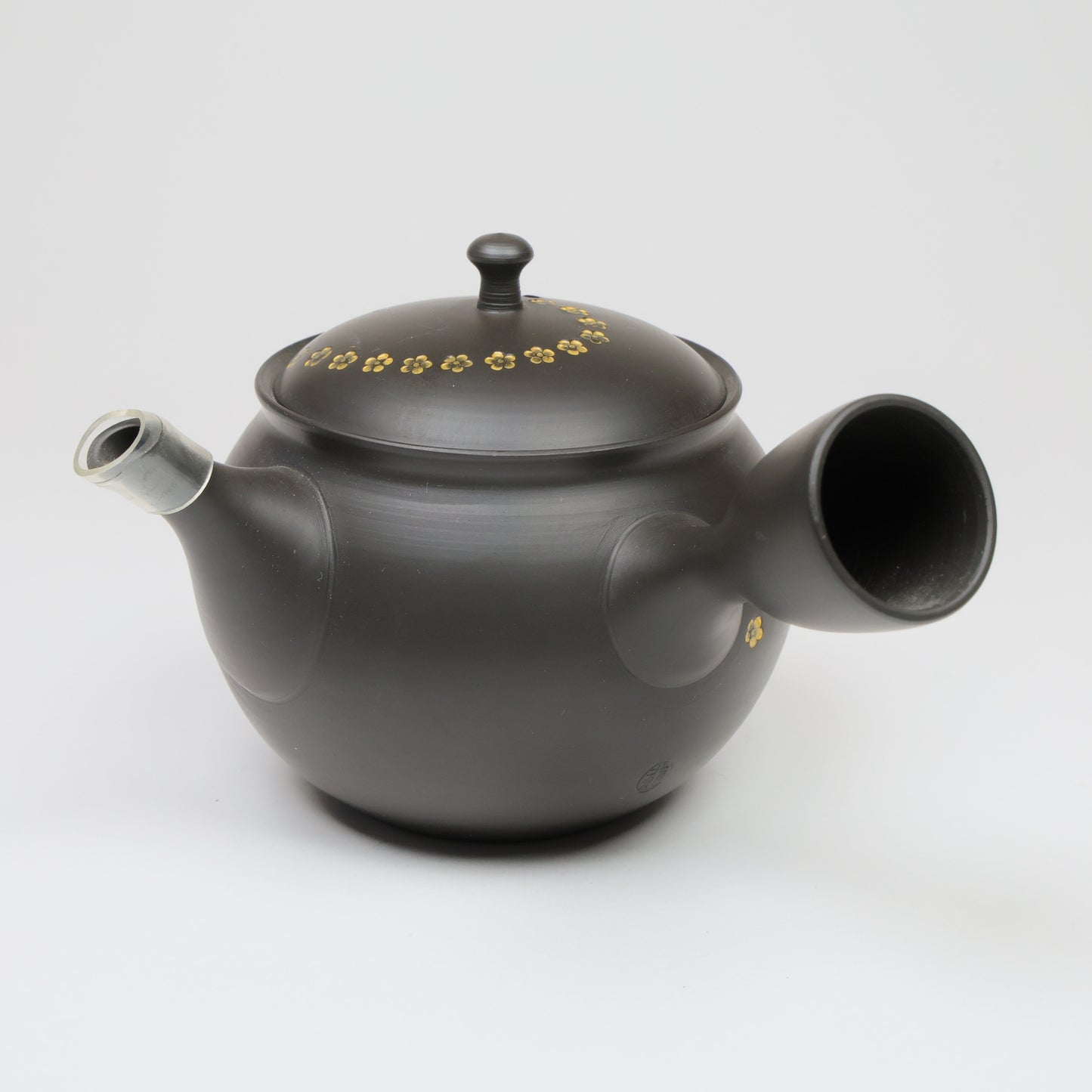 Elegant Tokoname Teapot with Gold Plum Blossom Motif – Handmade Japanese Kyusu, 340ml, Made in Japan, Free shipping