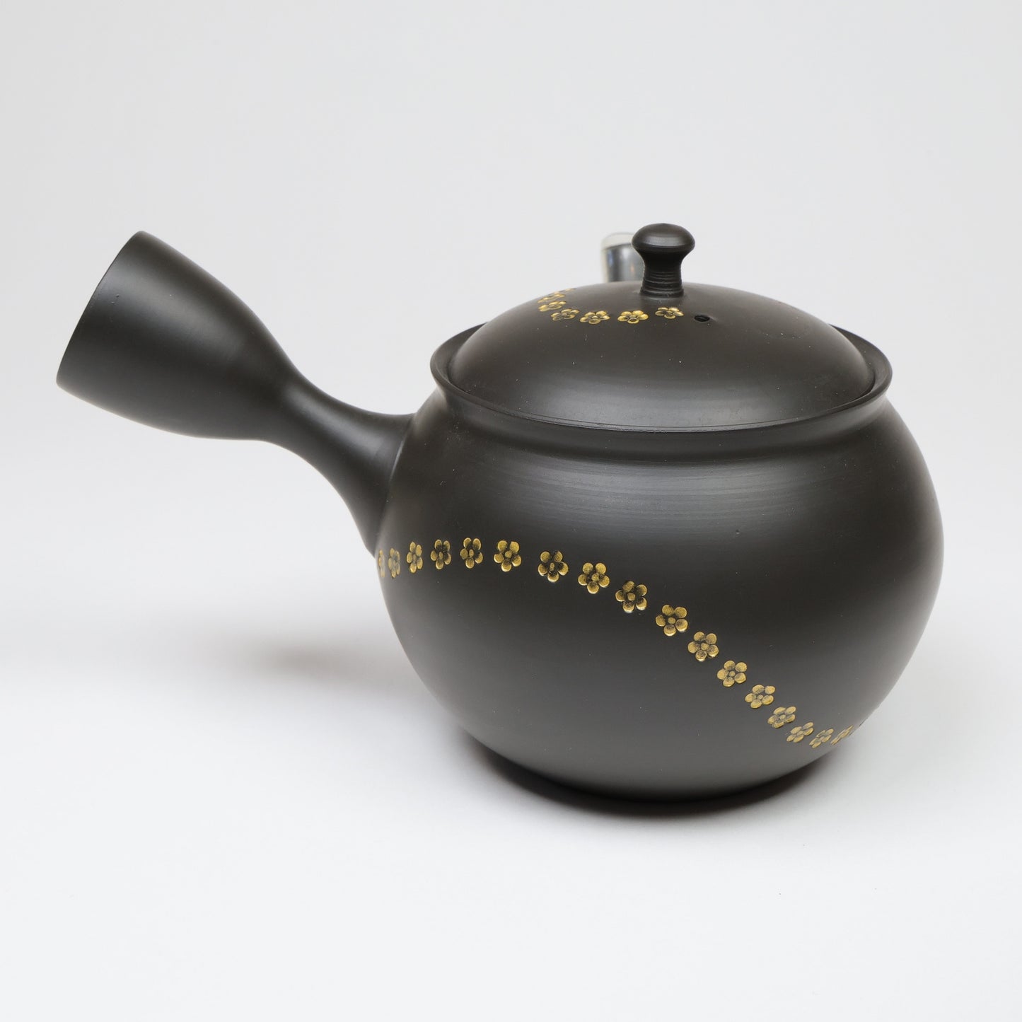 Elegant Tokoname Teapot with Gold Plum Blossom Motif – Handmade Japanese Kyusu, 340ml, Made in Japan, Free shipping