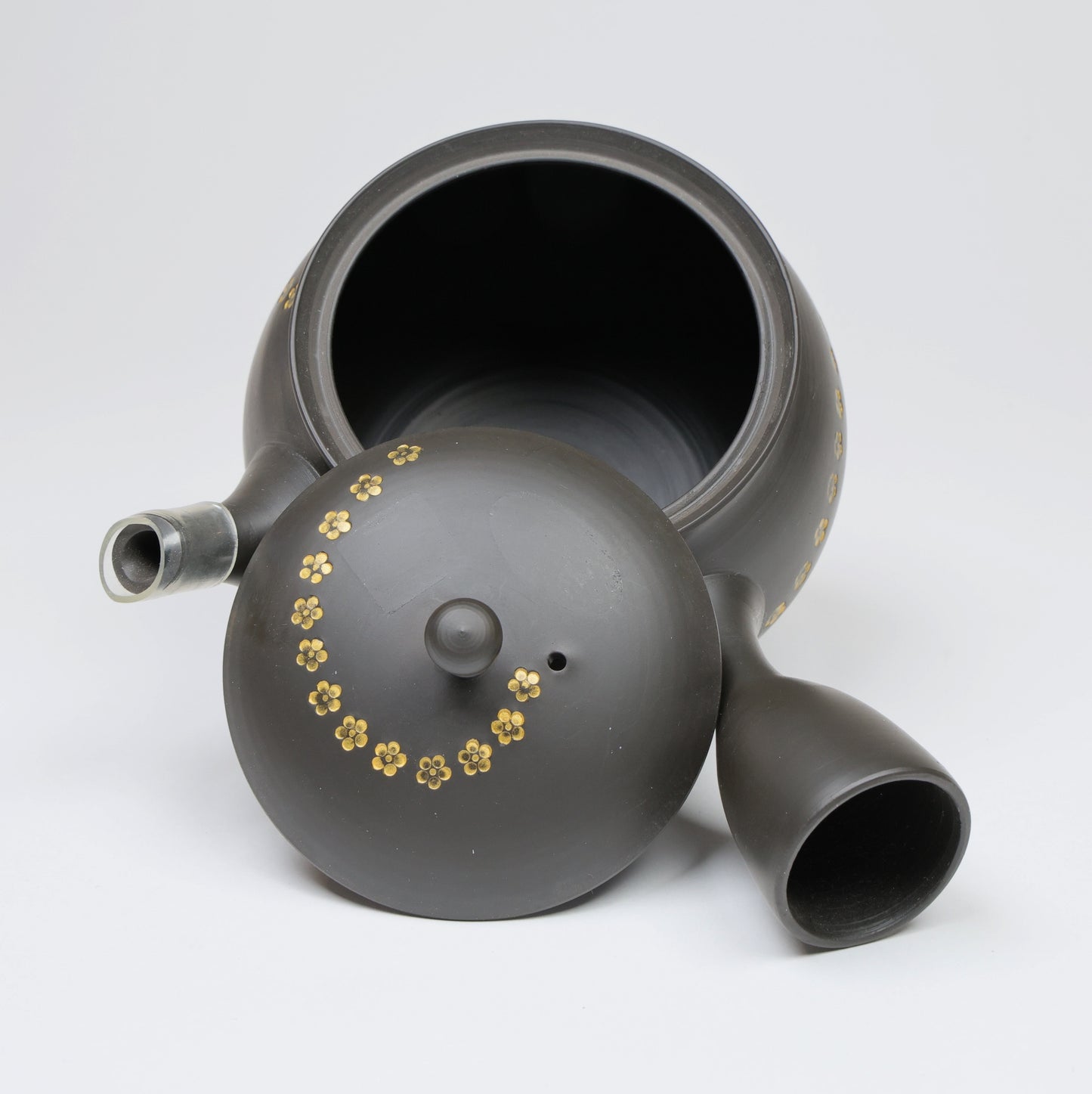 Elegant Tokoname Teapot with Gold Plum Blossom Motif – Handmade Japanese Kyusu, 340ml, Made in Japan, Free shipping