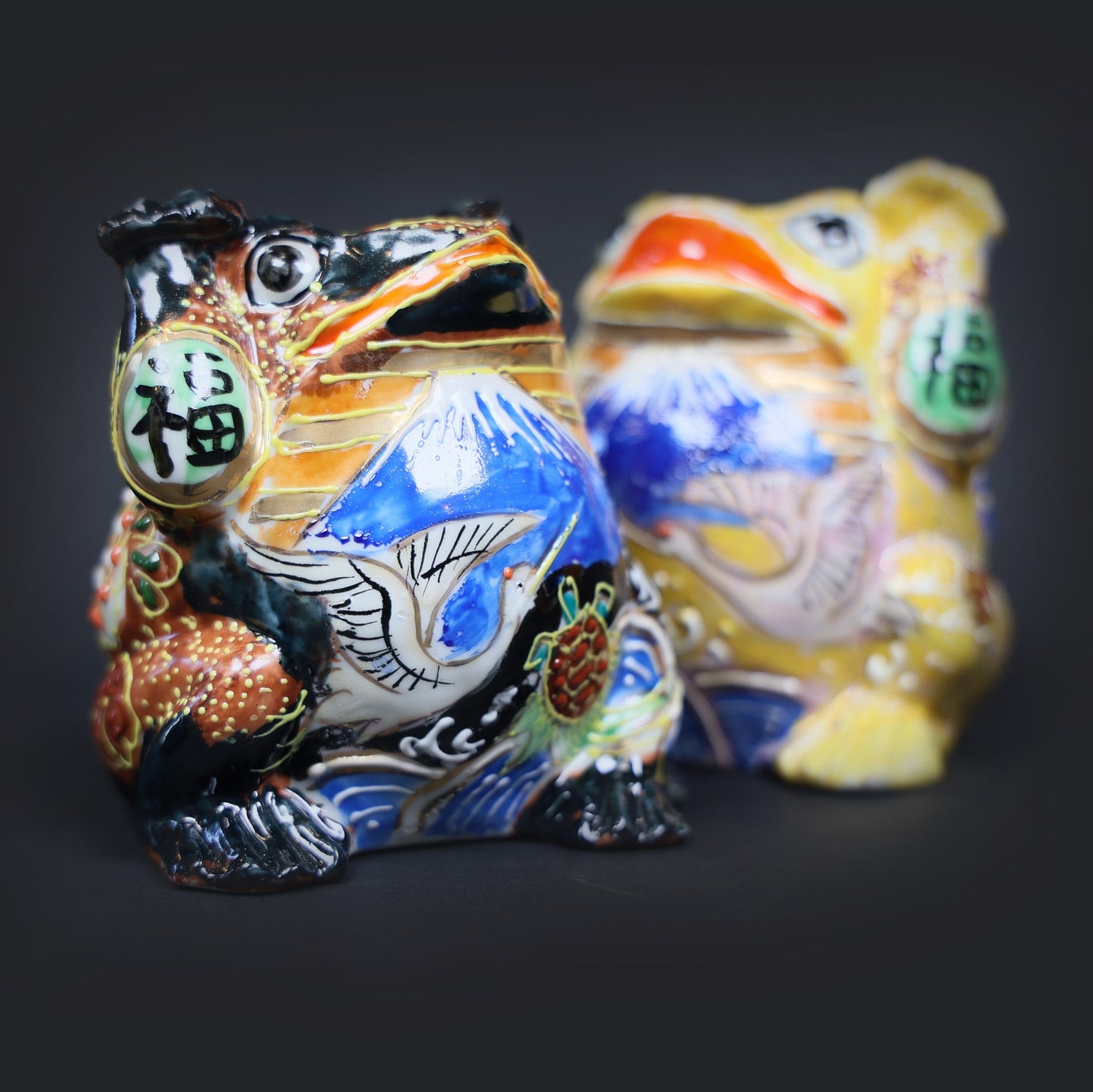 A-Un Fortune Frogs | Kutani Ware Lucky Frog Pair (Yellow × Black) | Prosperity & Protection Figurines | Kutani A-Un Frog Duo in Yellow & Black | Made in Japan