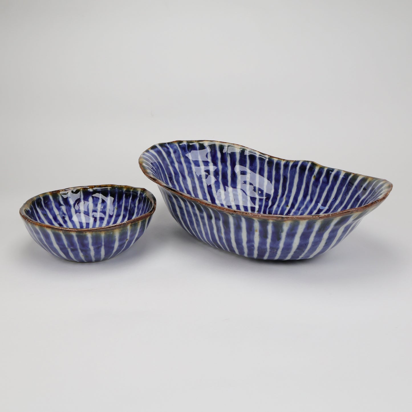 Sometsukusa Oval Bowls Set (Large & Small) | Hasami Ware by Kazunori Ota | Handcrafted Blue Stripe Design