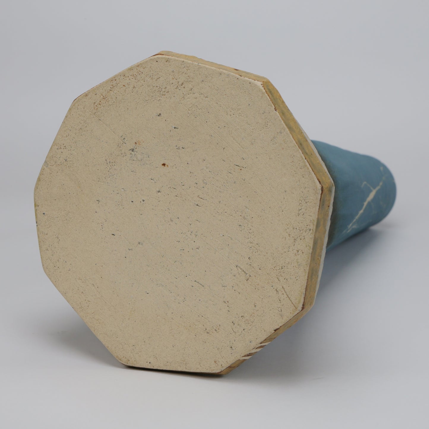 Raiju Vase | Handmade Kasama-yaki Ceramic | Lightning-Inspired Geometric Flower Vase by Masami Kobayashi