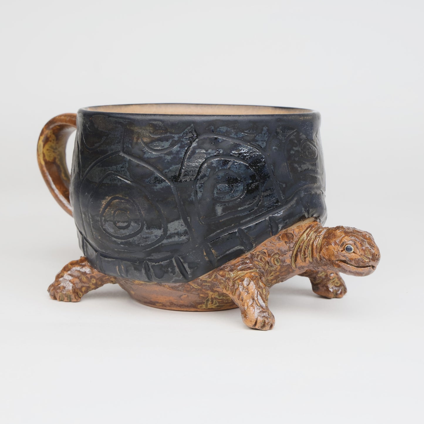 Utsuwa Zoo Turtle Mug | Handmade Japanese Pottery | Unique Animal Mug | Gift from Japan