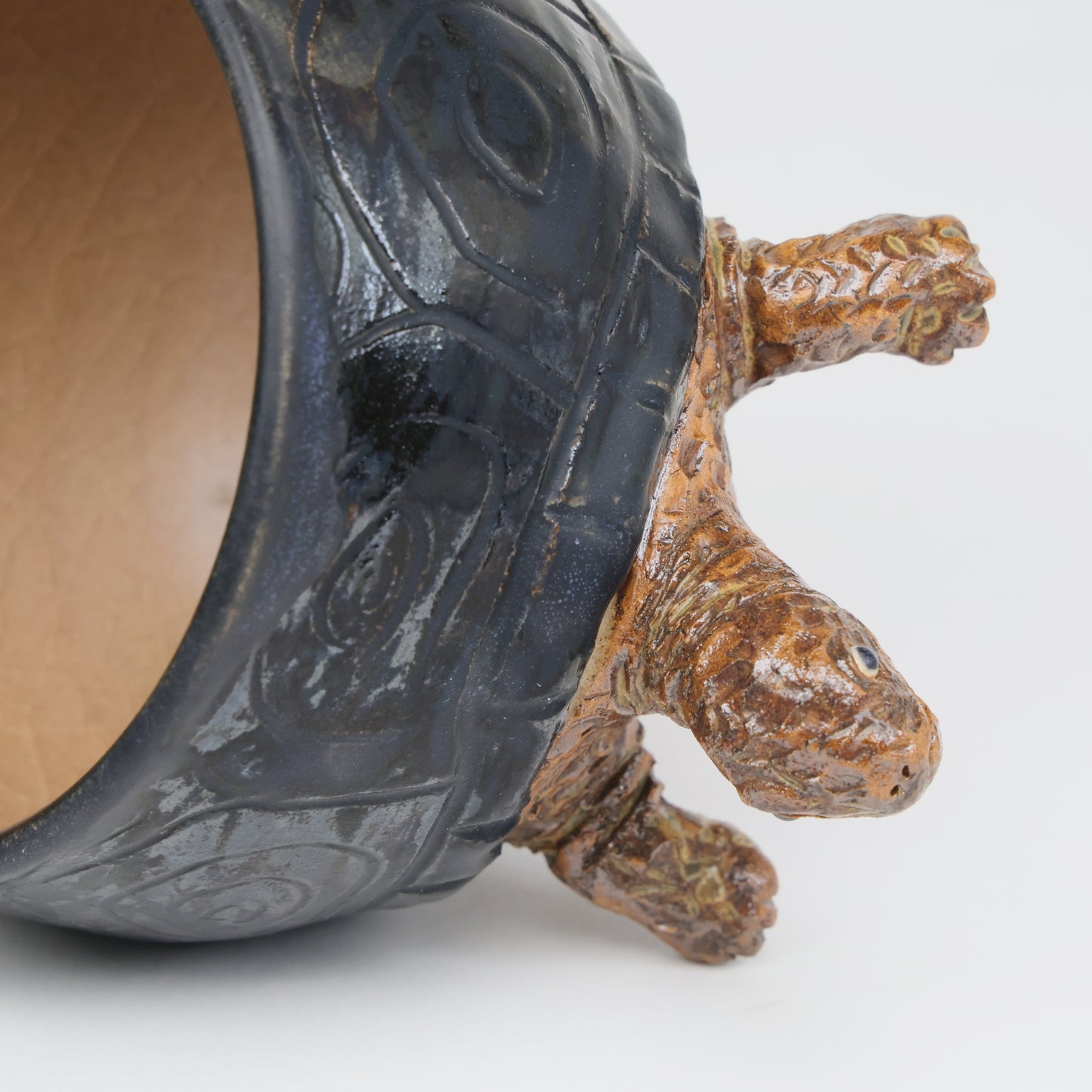 Utsuwa Zoo Turtle Mug | Handmade Japanese Pottery | Unique Animal Mug | Gift from Japan