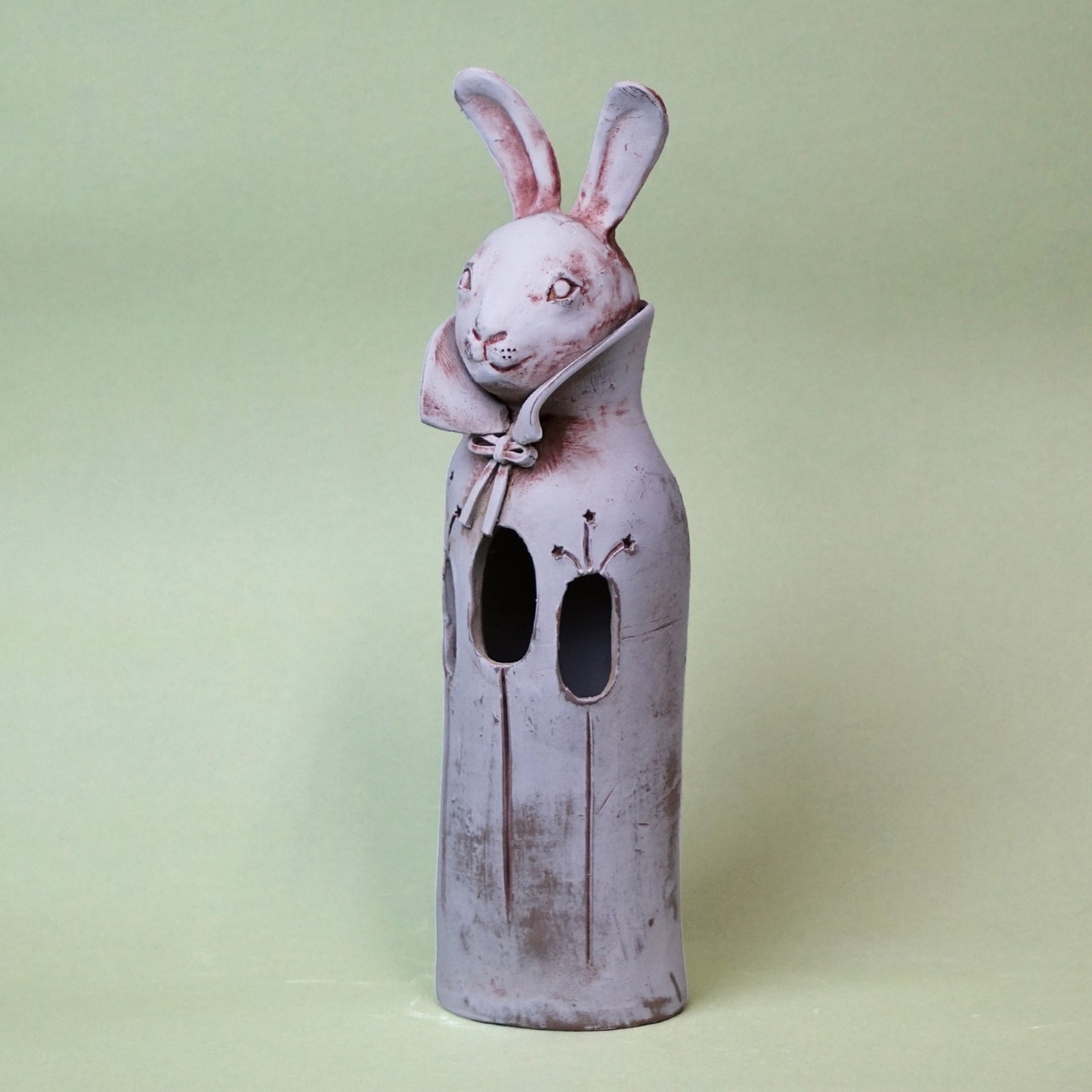 Rabbit vase | Japanese craft | Japanese handcraft | Animal ceramic | Handmade | MinimalistHomeDecor | Made in Japan
