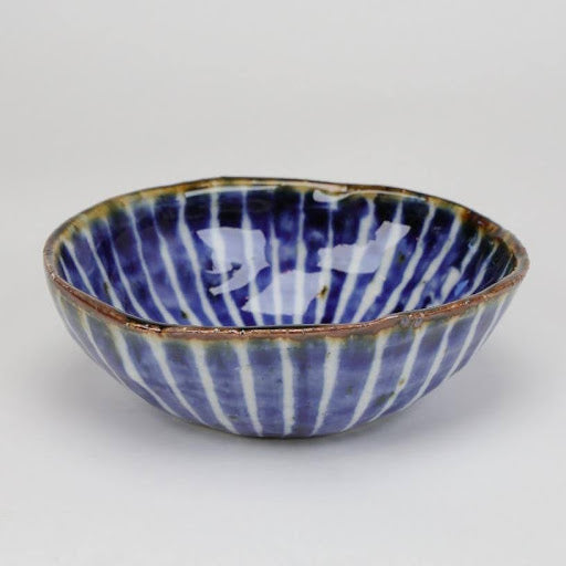Hand-Painted Indigo Stripes｜Iron-Rimmed Small Round Bowl (Hasami Ware) | Hasami Ware Small Bow