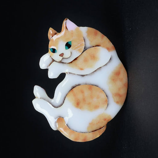Enamel Cat Brooch | Shippoyaki | Handcrafted Art Jewelry | Japanese cloisonné | Japanese Cloisonné Cat Pin | Artisan Cat Brooch from Japan